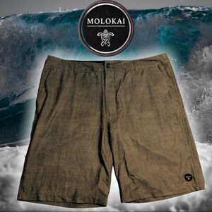 Olive Green Shorts MOLOKAI 38